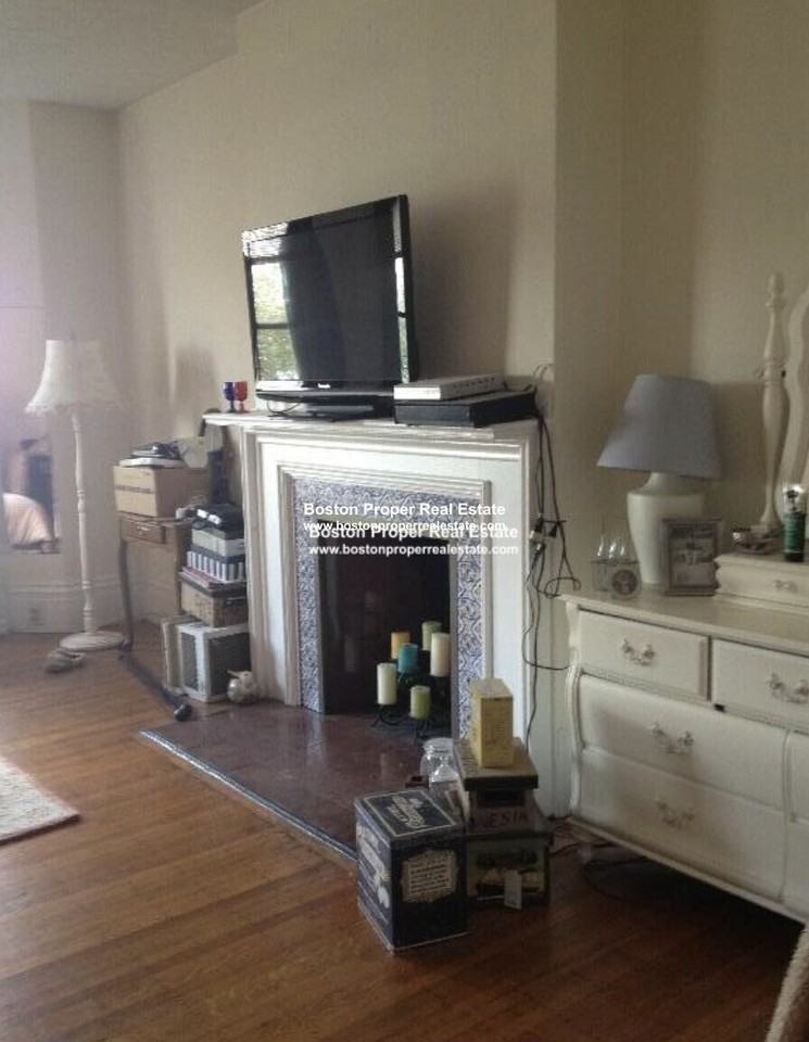 312 Beacon St #5 - Photo 5 of 8