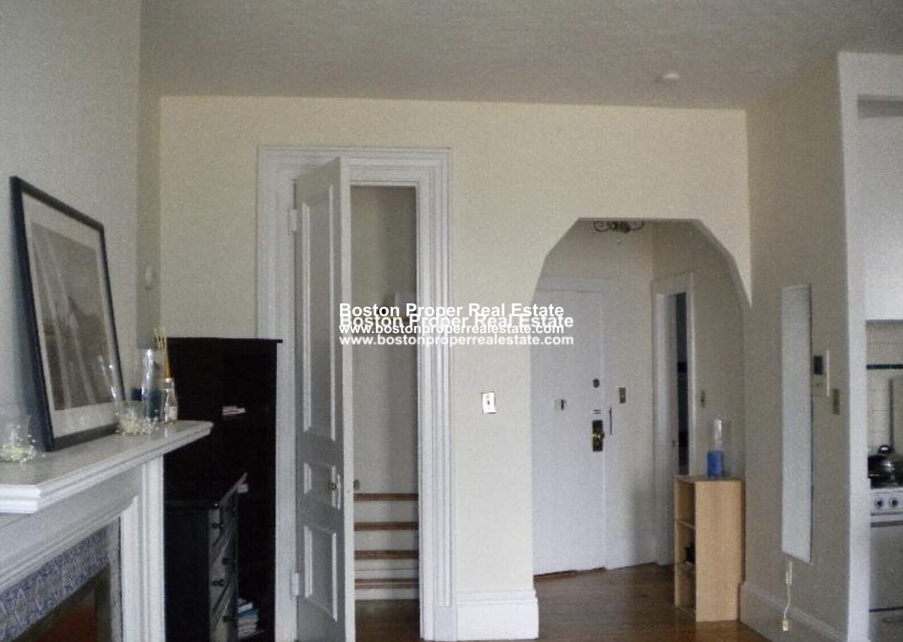 312 Beacon St #5 - Photo 7 of 8