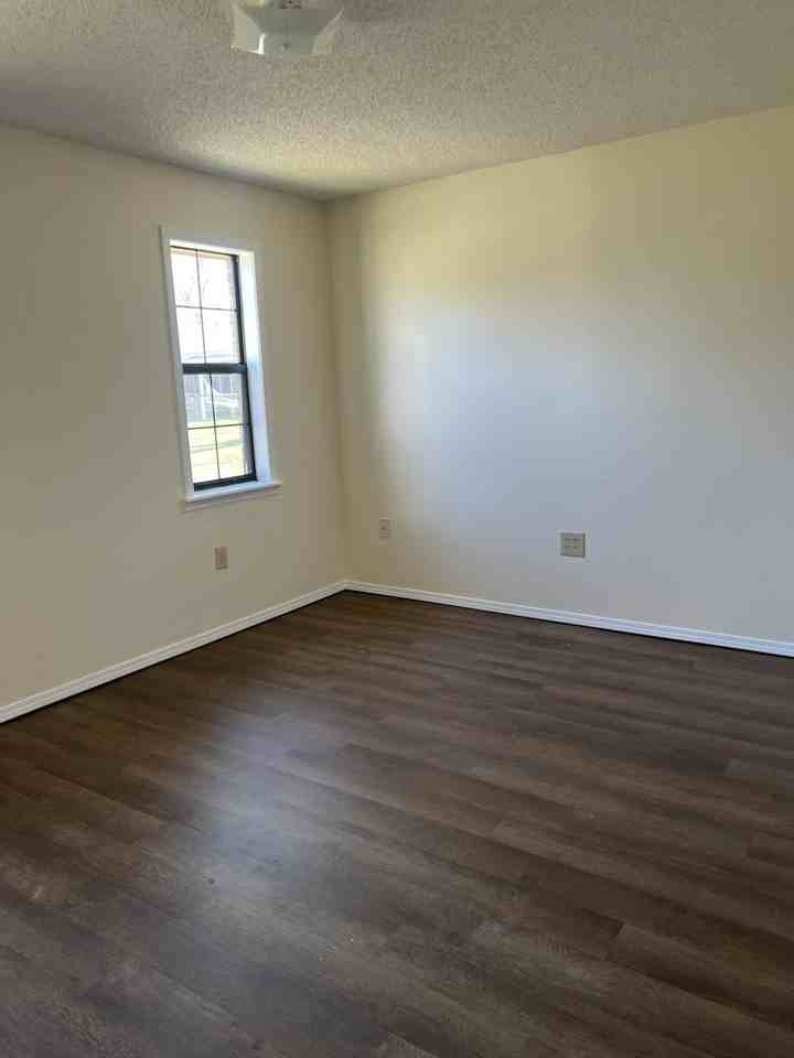 313 Rock St #NA - Photo 3 of 11