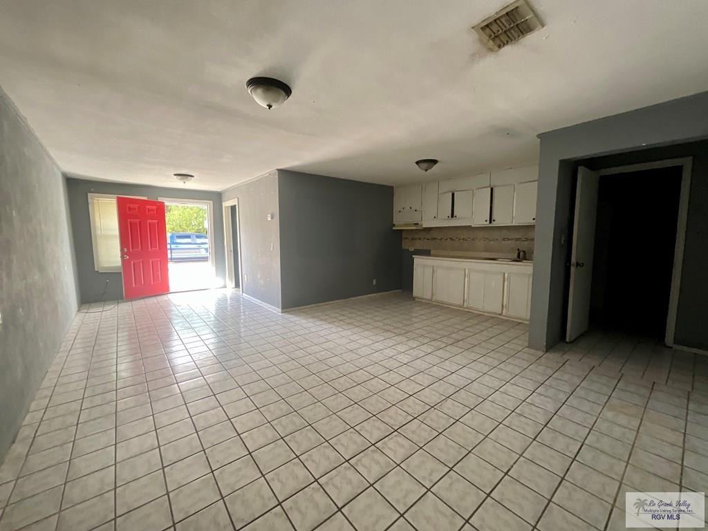 1070 Raul Cavazos Rd - Photo 2 of 8