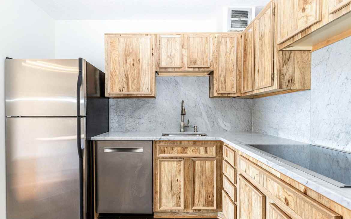 8340 Greensboro Dr #502 - Photo 3 of 19