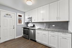 featured image of 722 722 - 731 Linden & Walnut