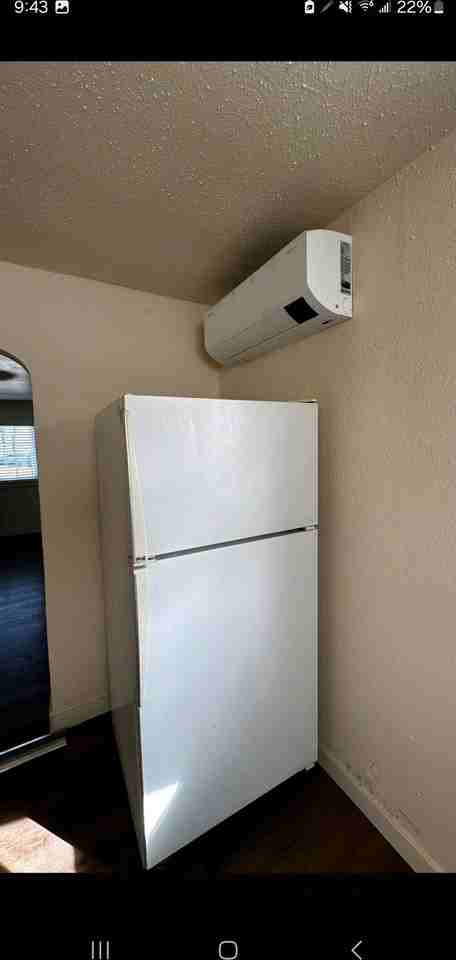 1308 S Lundstrom St #NA - Photo 2 of 5
