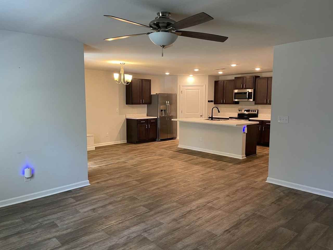 364 Ellis Rd Se - Photo 5 of 40