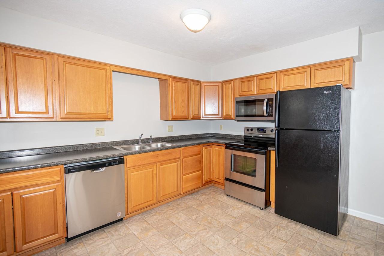 1517 Woods Ave - Photo 6 of 15