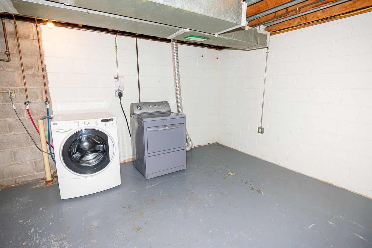 1517 Woods Ave - Photo 7 of 15