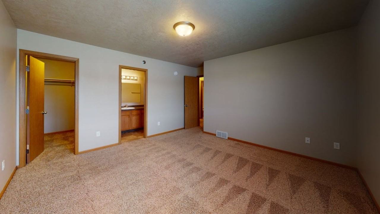 1361-1383 34th Ave SE - Photo 7 of 19