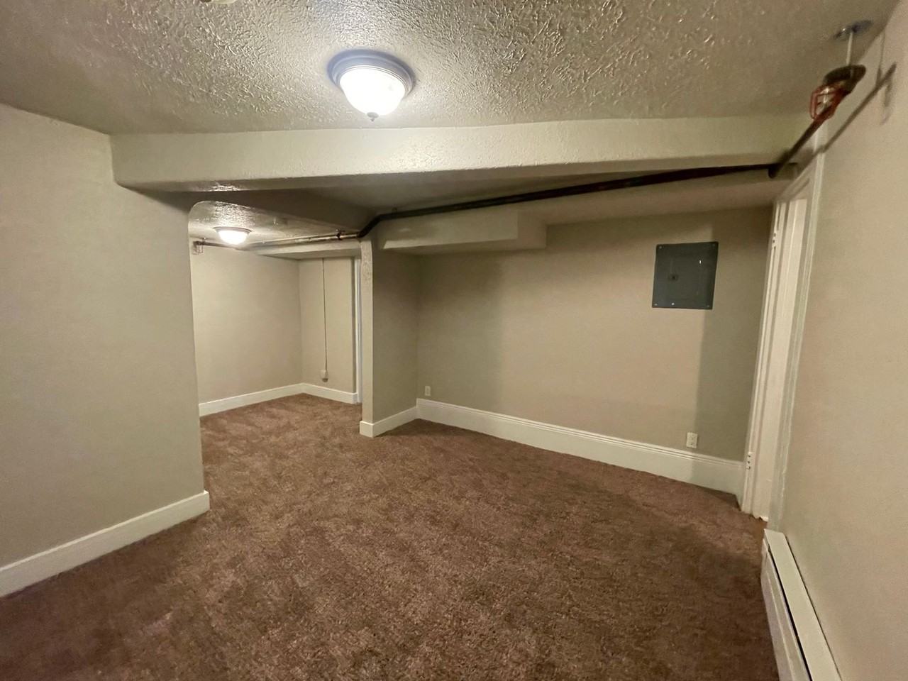 506 N Cascade Avenue - Photo 5 of 38