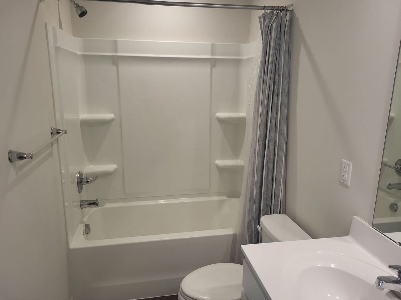 104 Makayla Dr - Photo 6 of 25