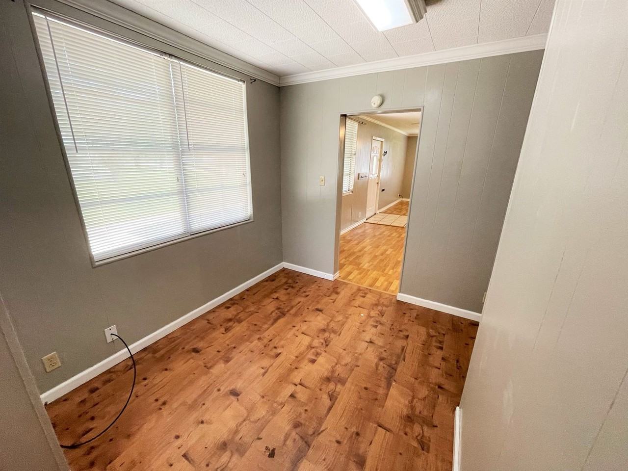 2512 Avenue A - Photo 7 of 19