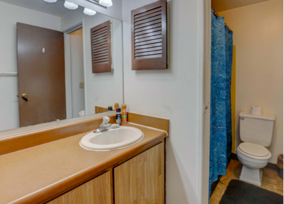 Country Club Apartments - Photo 3 of 9