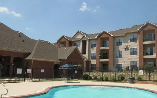 Post Oak East - Photo 3 of 30