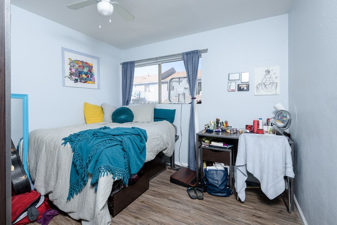 3506 Ransom St. Student Townhomes - Photo 4 of 9