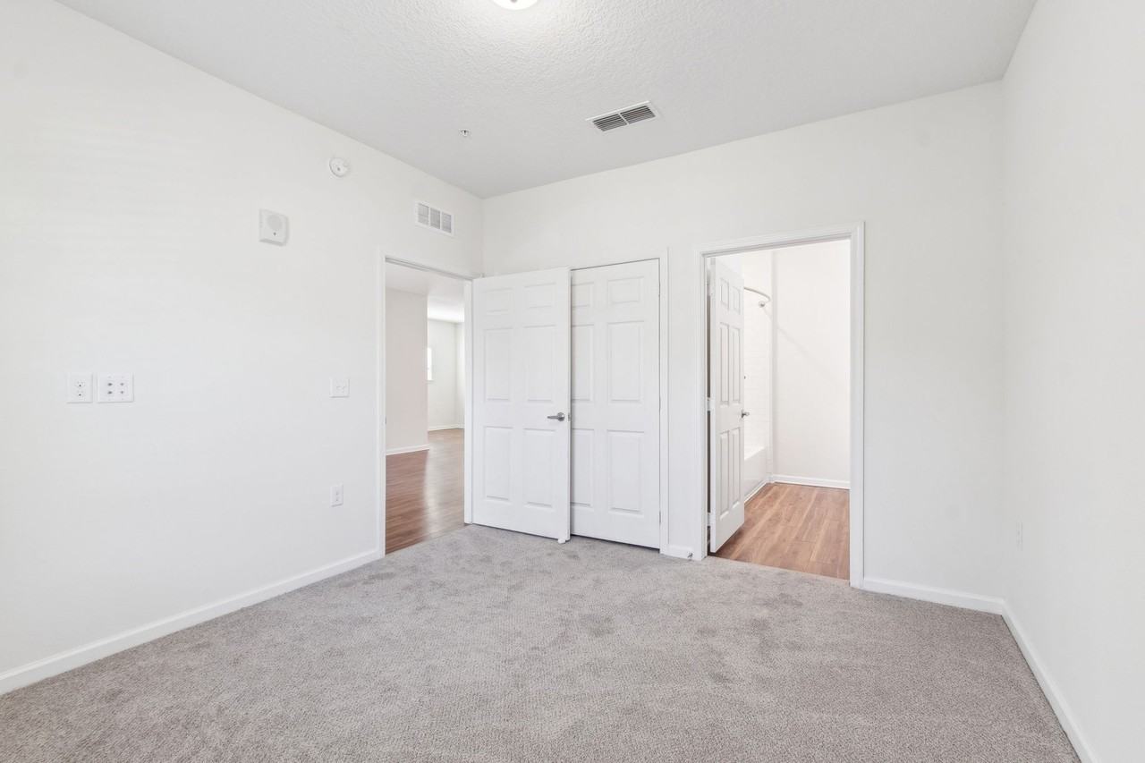 Duval Station Landing - Photo 3 of 26