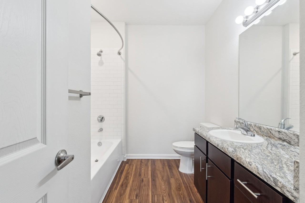 Duval Station Landing - Photo 4 of 26