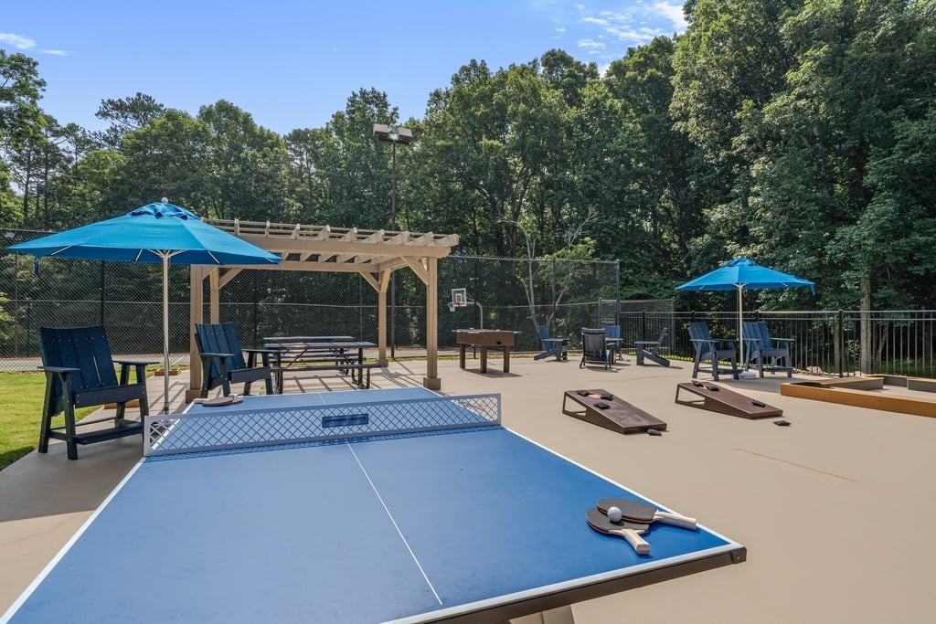 The Retreat at Lake Johnson Apartments - Photo 6 of 35