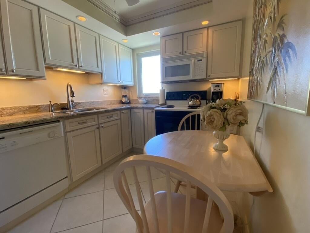 3221 South Ocean Boulevard #901 - Photo 6 of 26