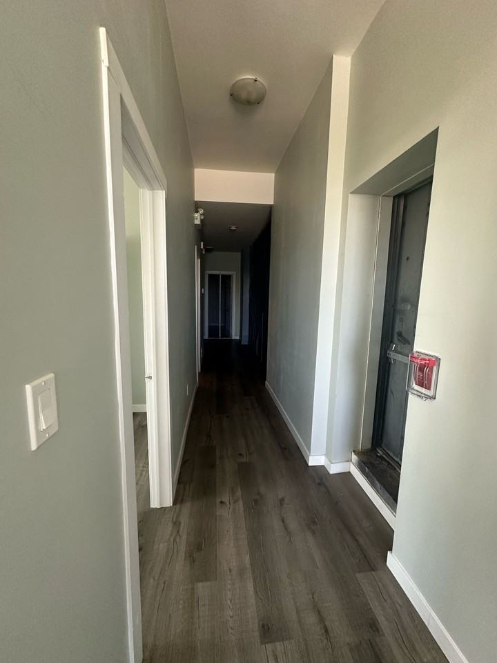 362 Richmond Street #8 - Photo 3 of 11