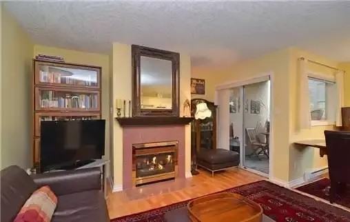 1037 Richardson St #202 - Photo 2 of 8