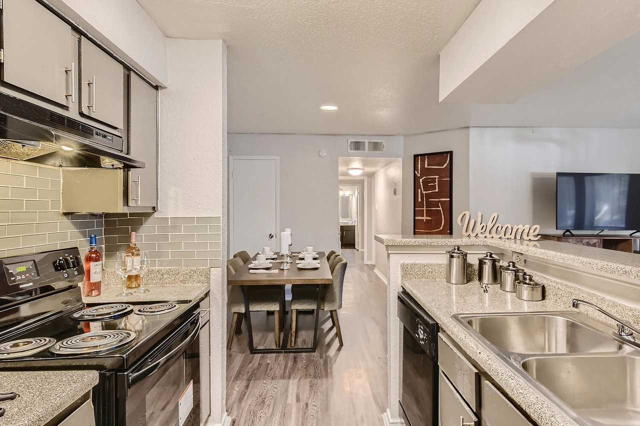 https://sagehillatx.com/ - Photo 5 of 32