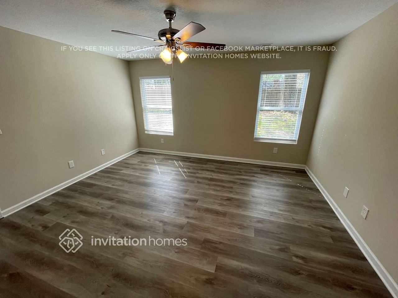 3030 Decapolis Dr - Photo 3 of 14