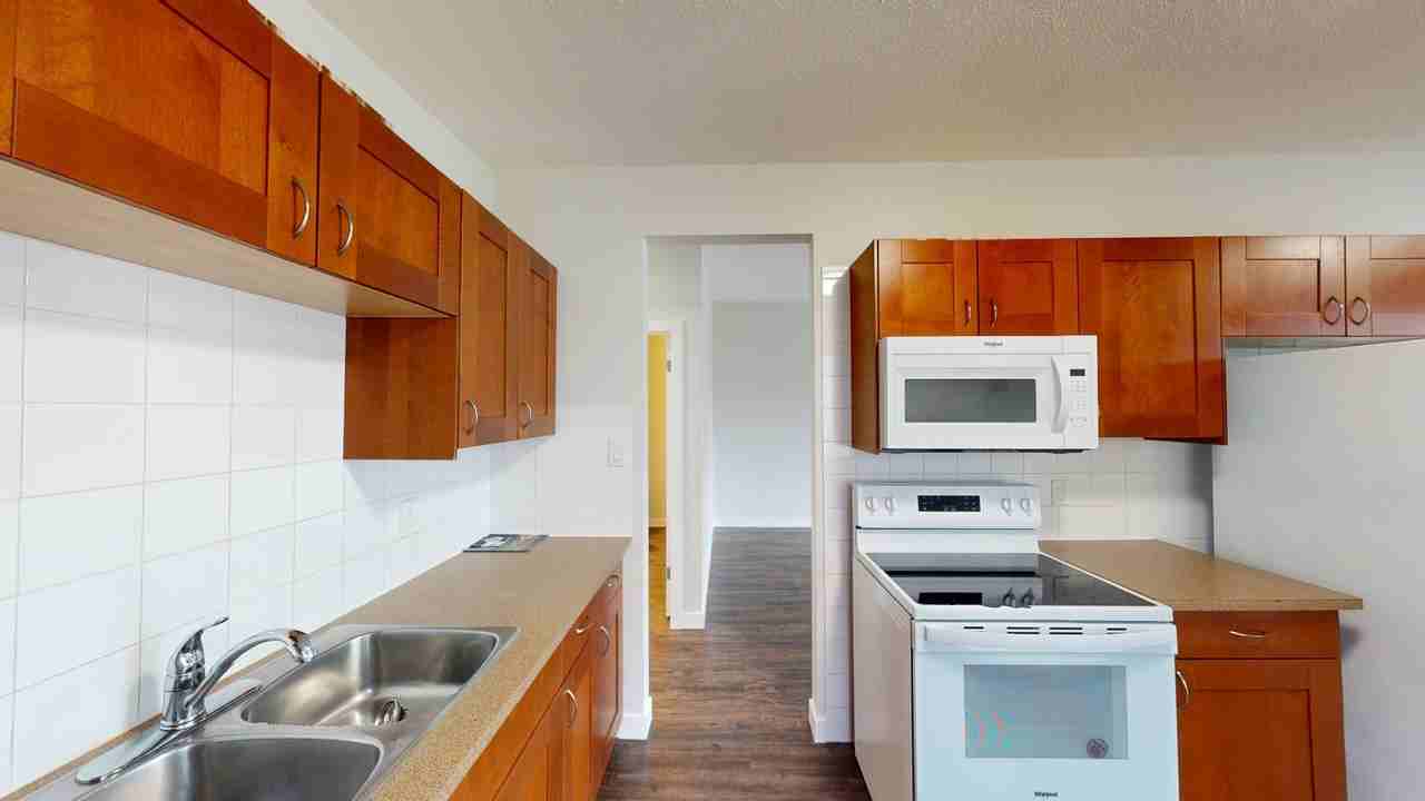 B - 116 Sabrina Way Southwest - Photo 3 of 21