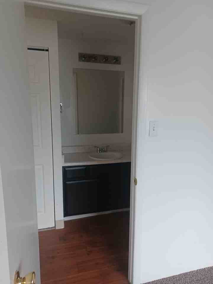 Grandview Towers - Photo 5 of 10