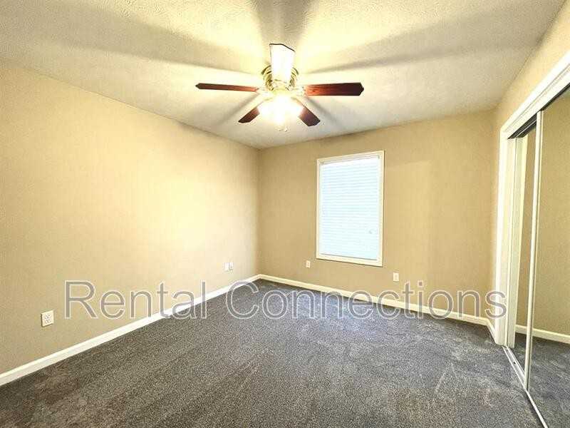 607 Heritage Dr - Photo 3 of 6