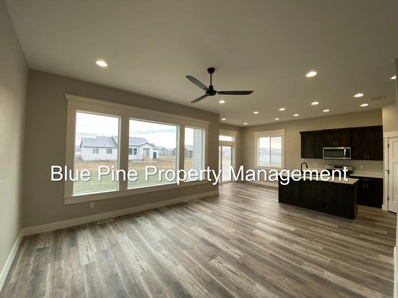 3840 Ventura Ave - Photo 3 of 19