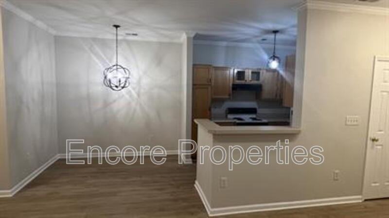 800 Savannah Ridge Rd #101 - Photo 4 of 13