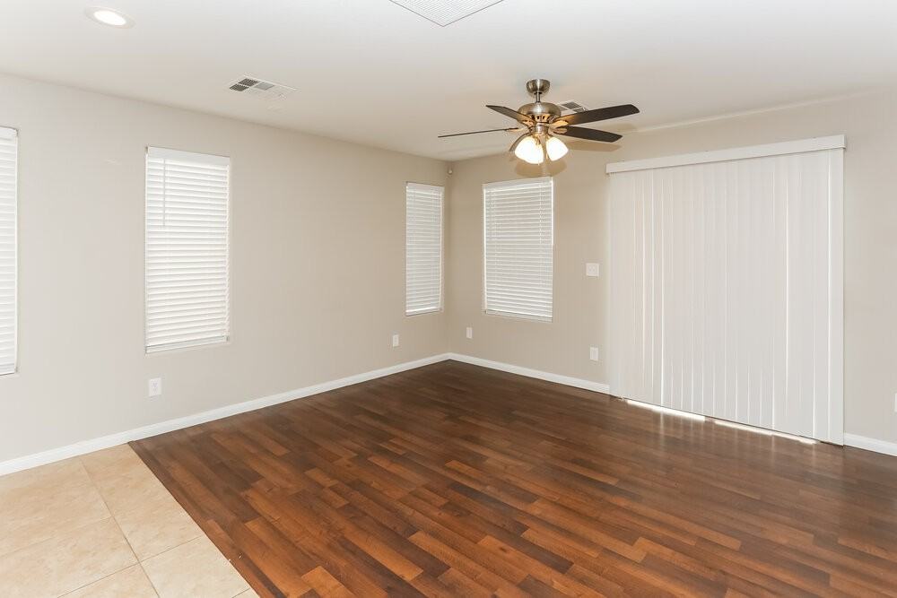 8934 Candice Creek Ct - Photo 7 of 17