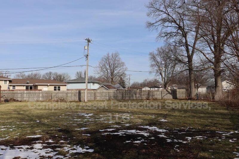 5362 Boulder Ave - Photo 2 of 13