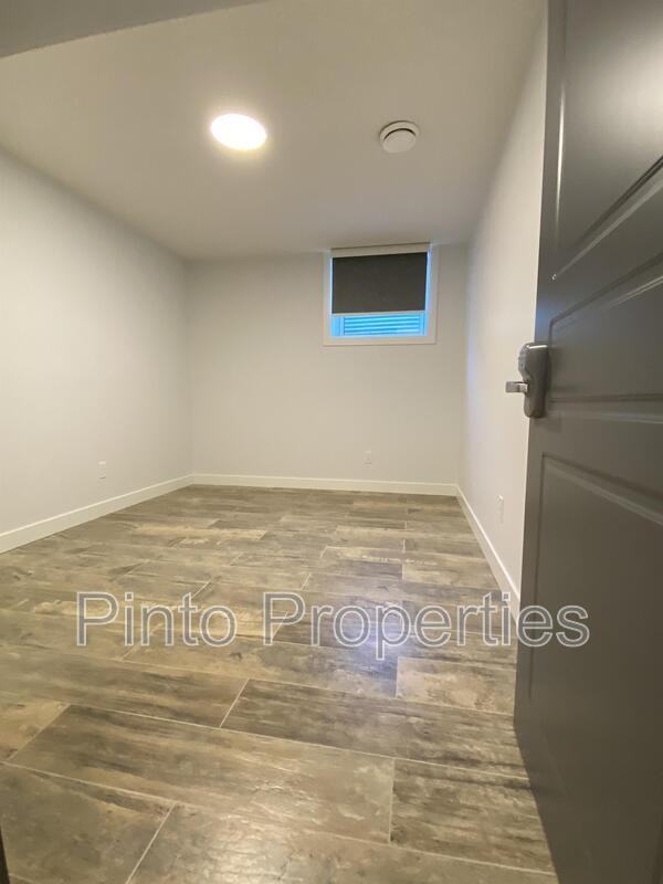 10749 86 Ave Nw #1 - Photo 2 of 8