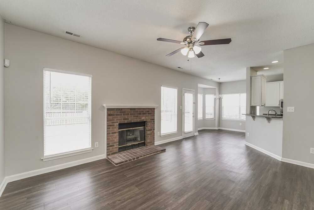 9719 Kenneth Oren Dr - Photo 5 of 20