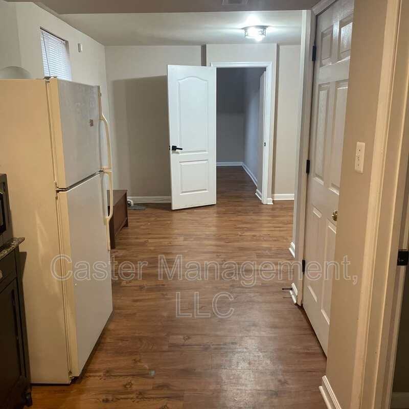 5604 Joan Ln - Photo 3 of 10