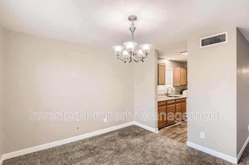 7332 S Xenia Cir #B - Photo 3 of 11
