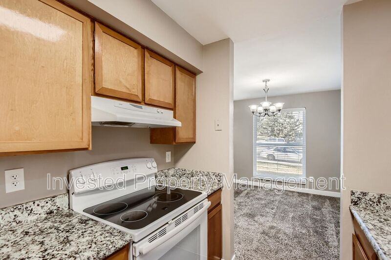 7332 S Xenia Cir #B - Photo 5 of 11