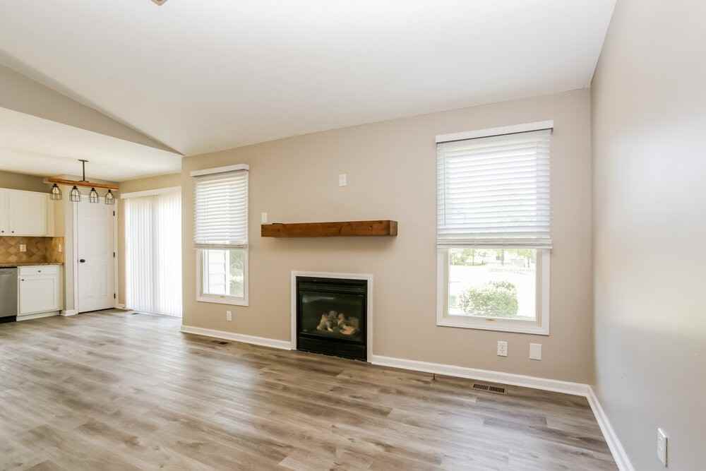 5288 Dietrich Ave - Photo 5 of 16