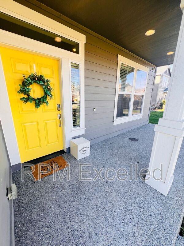 13802 183rd Avenue Ct E - Photo 3 of 33