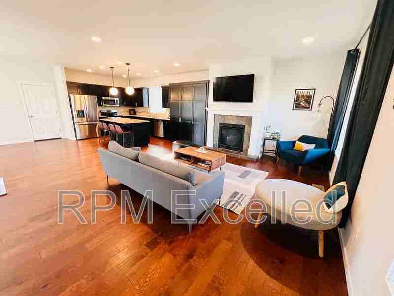 13802 183rd Avenue Ct E - Photo 5 of 33