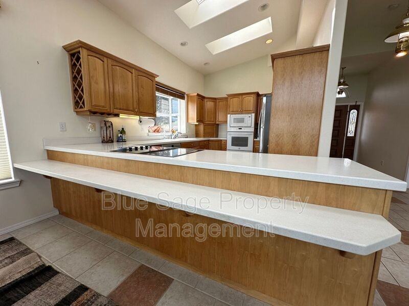 1792 W Sequim Bay Rd - Photo 5 of 17