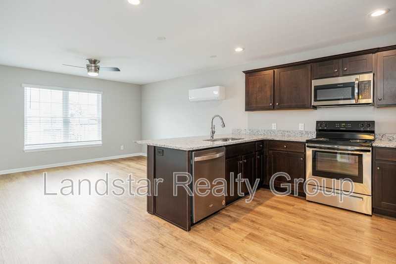 7303 Tiger Way #202 - Photo 7 of 26