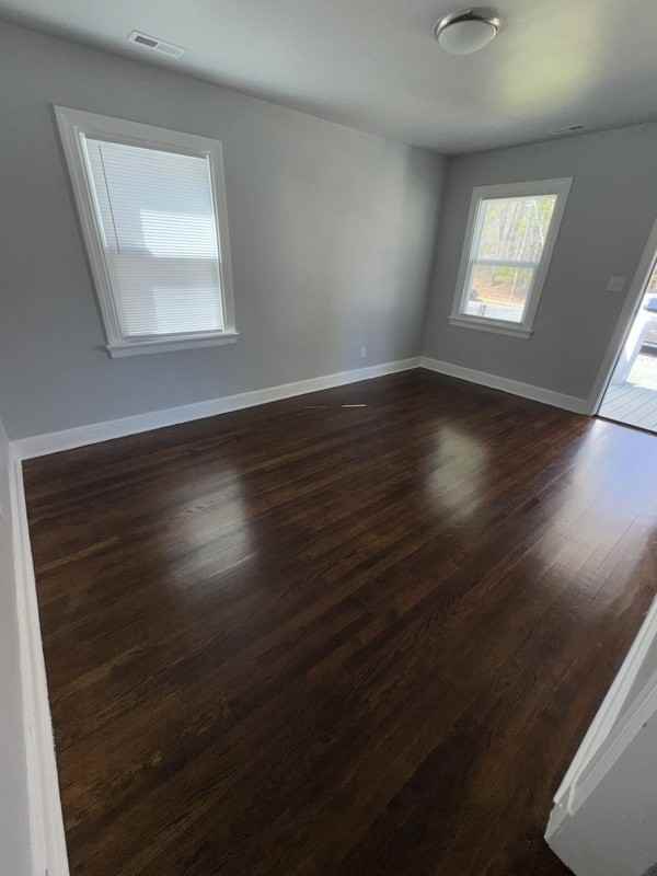 3012 Porter St - Photo 2 of 9