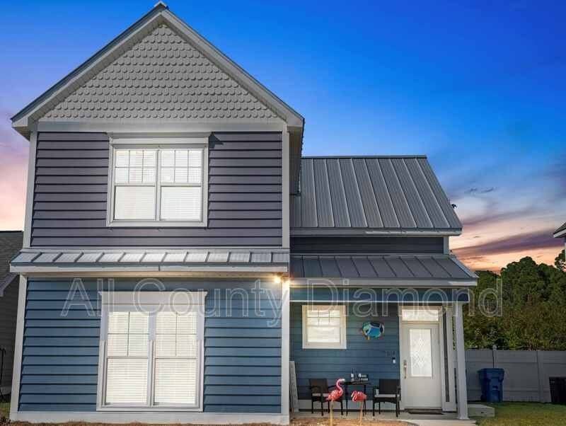 9004 Polly Ave - Photo 3 of 30