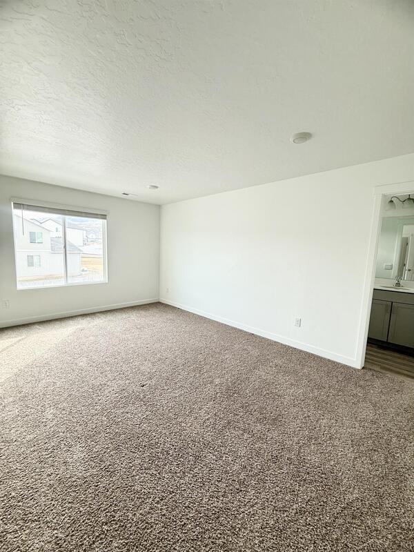 8522 W Beckville Dr - Photo 4 of 9