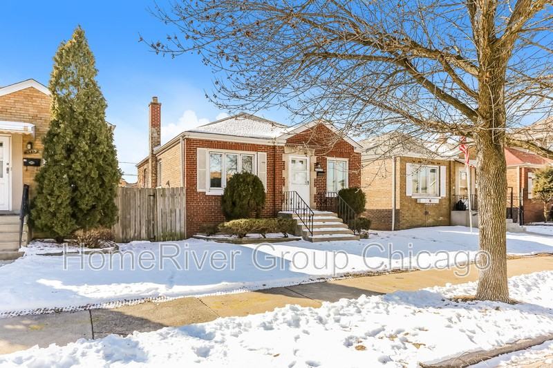5423 W 63rd Pl - Photo 2 of 15