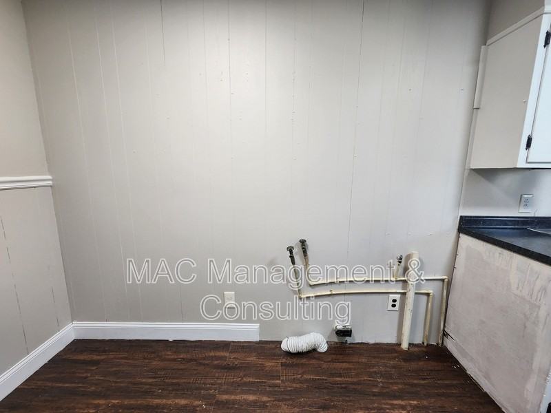 216 Cassetty Ln - Photo 3 of 9