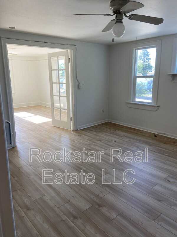 2902 North Cedar Street #2904-5 - Photo 3 of 23