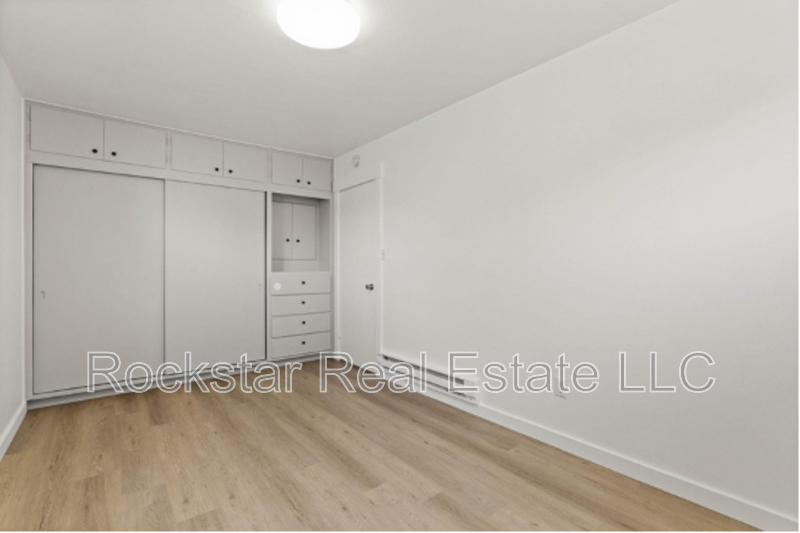 11725 E Alki Ave - Photo 4 of 8