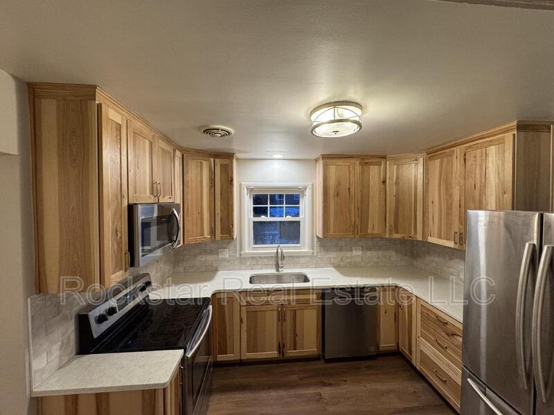 3027 W Cleveland Ave - Photo 2 of 38